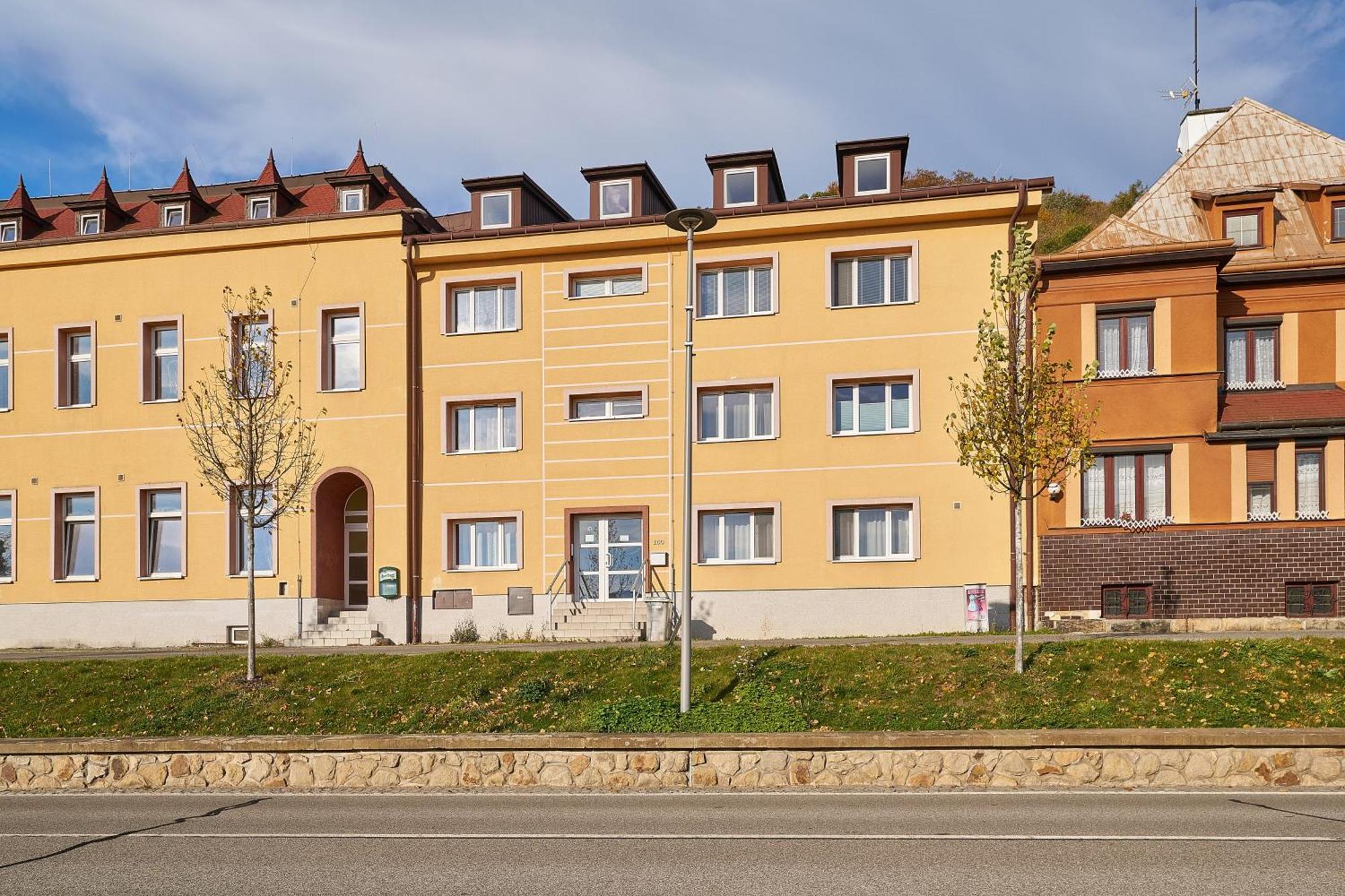 - Dovolena * Жаклерж